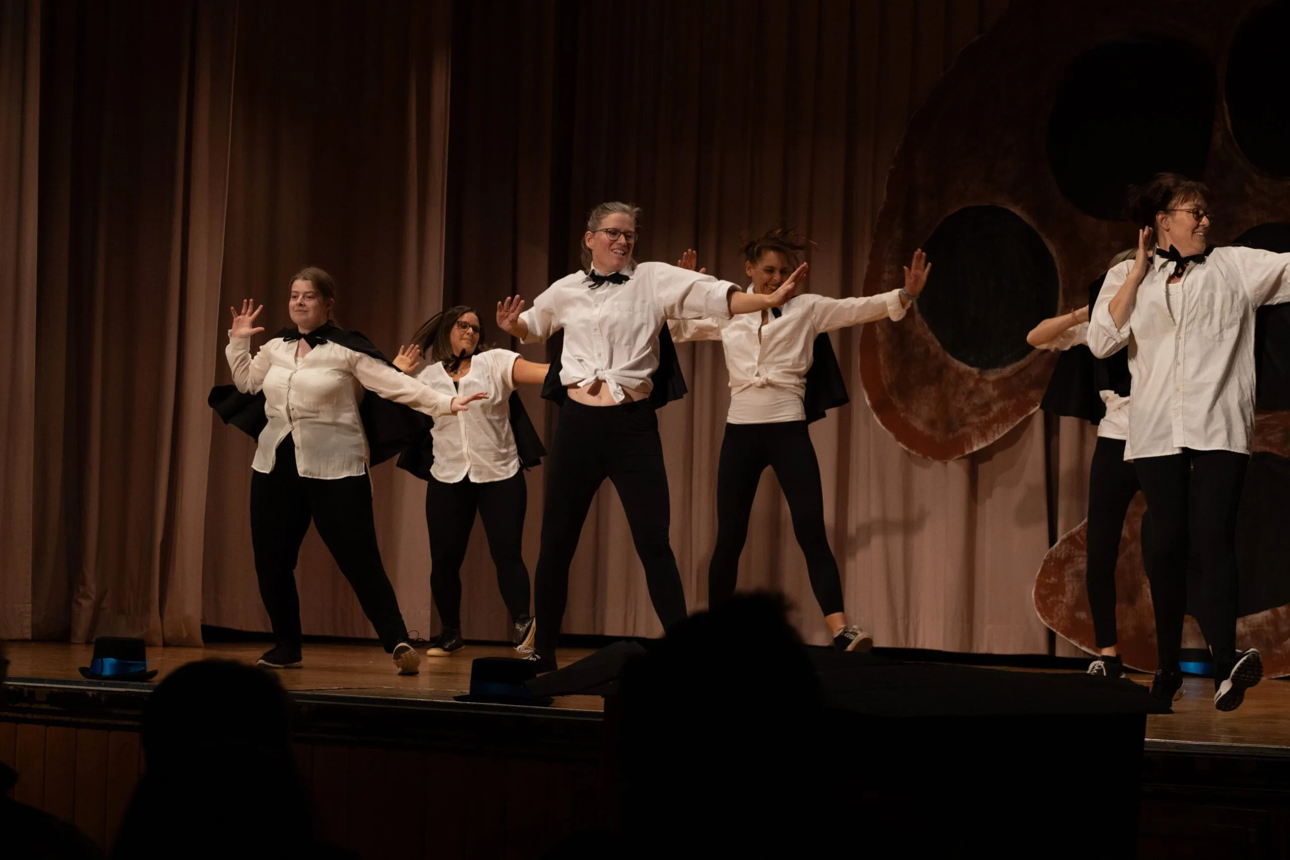 Dance2BFit